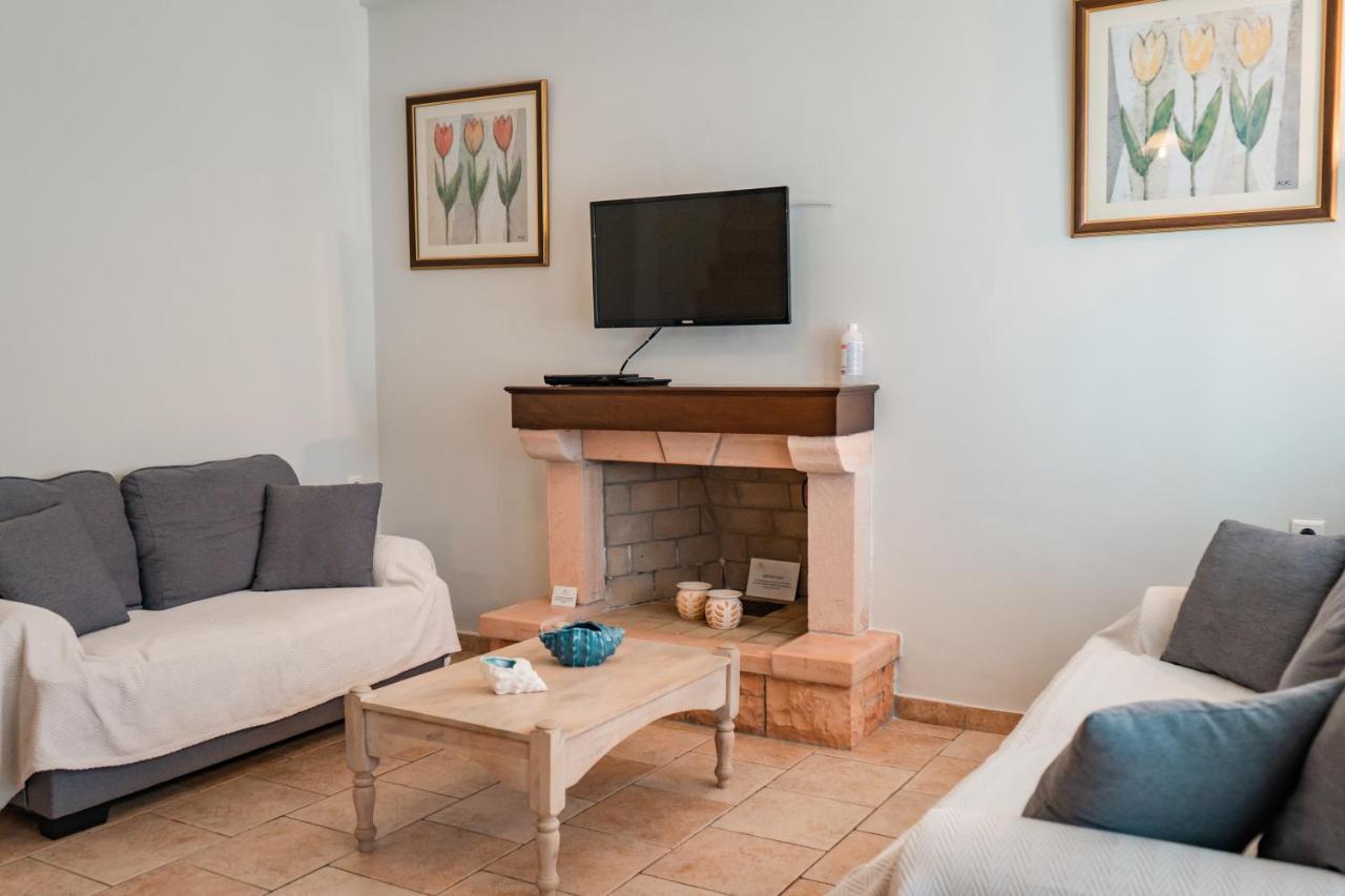 Pyramid City Villas Agios Spyridon  Ngoại thất bức ảnh